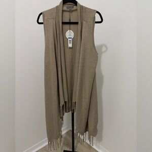 Joseph A. .Beige Vest with fringes